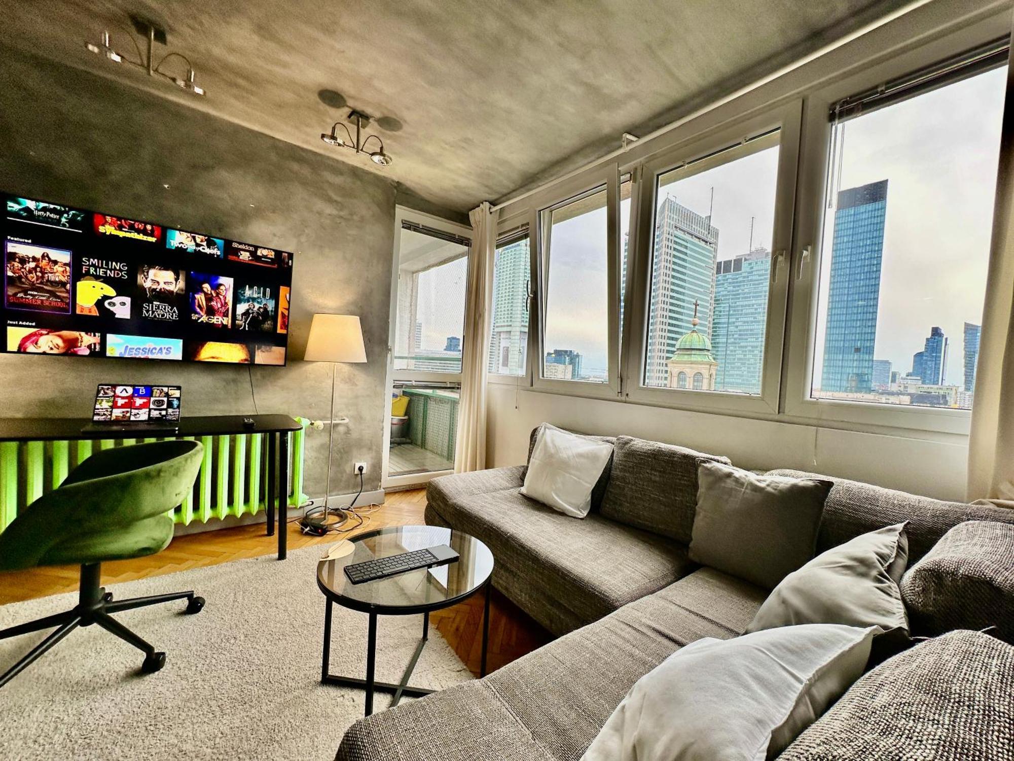 PALACE 2 WiFi 600 Mbs 55’TV Netflix HBO 2xMetro AppleTV Varsavia Esterno foto